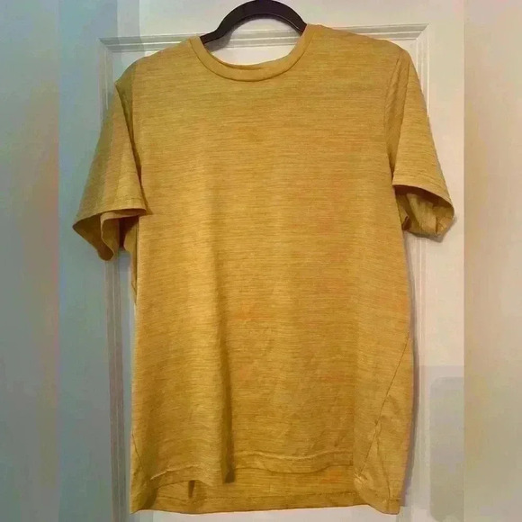 DRY TEK MENS MEDIUM YELLOW WORKOUT DRY FIT SHIRT - Picture 1 of 7